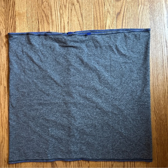 Lululemon Vinyasa Scarf Parallel Stripe Pigment Blue Gray Grey Rulu Wrap - Picture 7 of 9